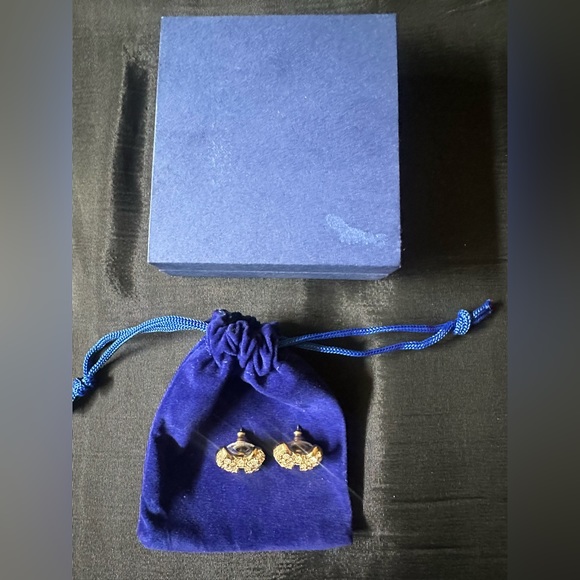 Swarovski Crystal Bow Earrings NEW - Picture 9 of 10